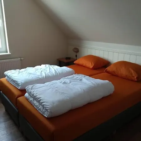 Luxury In Cochem For 4 People Hébergement de vacances Ediger-Eller